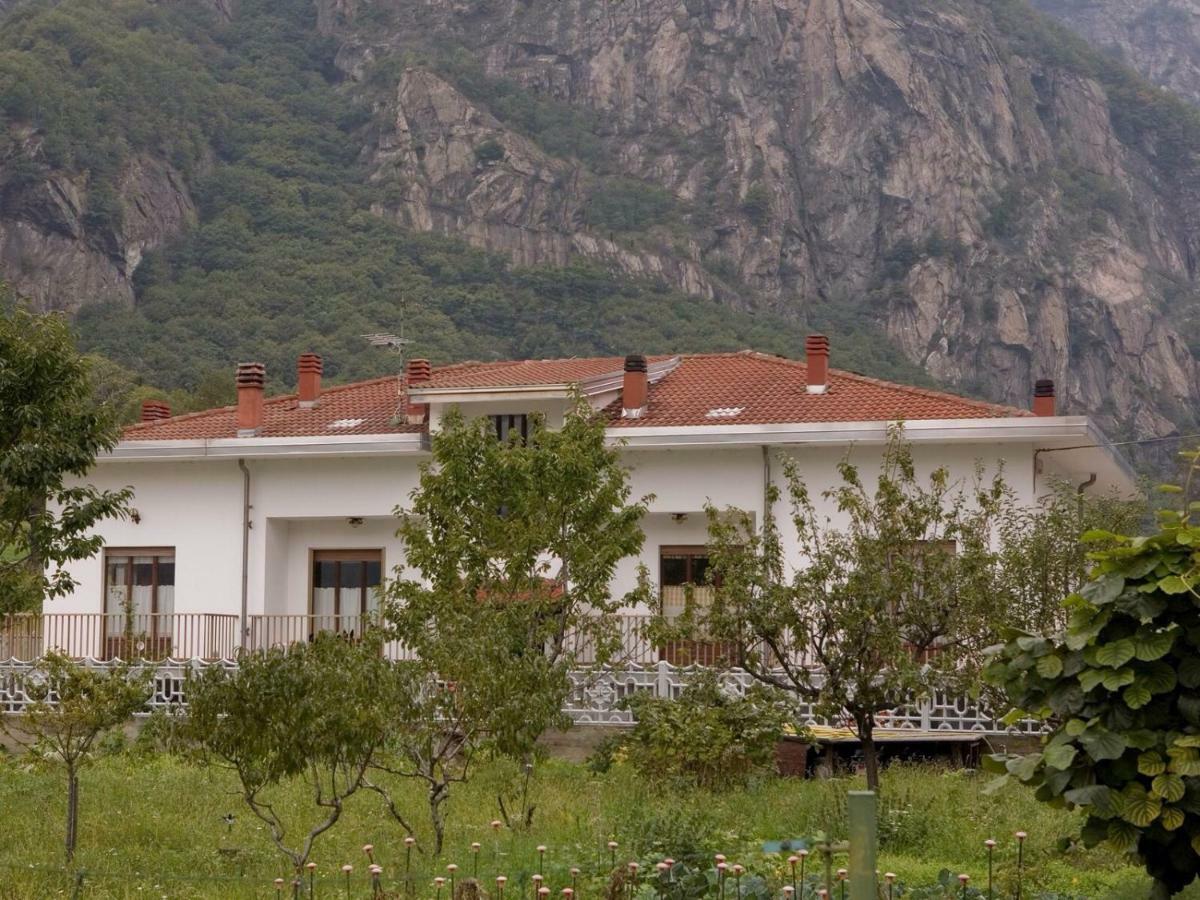 Mansarda plein soleil Villa Donnaz Buitenkant foto